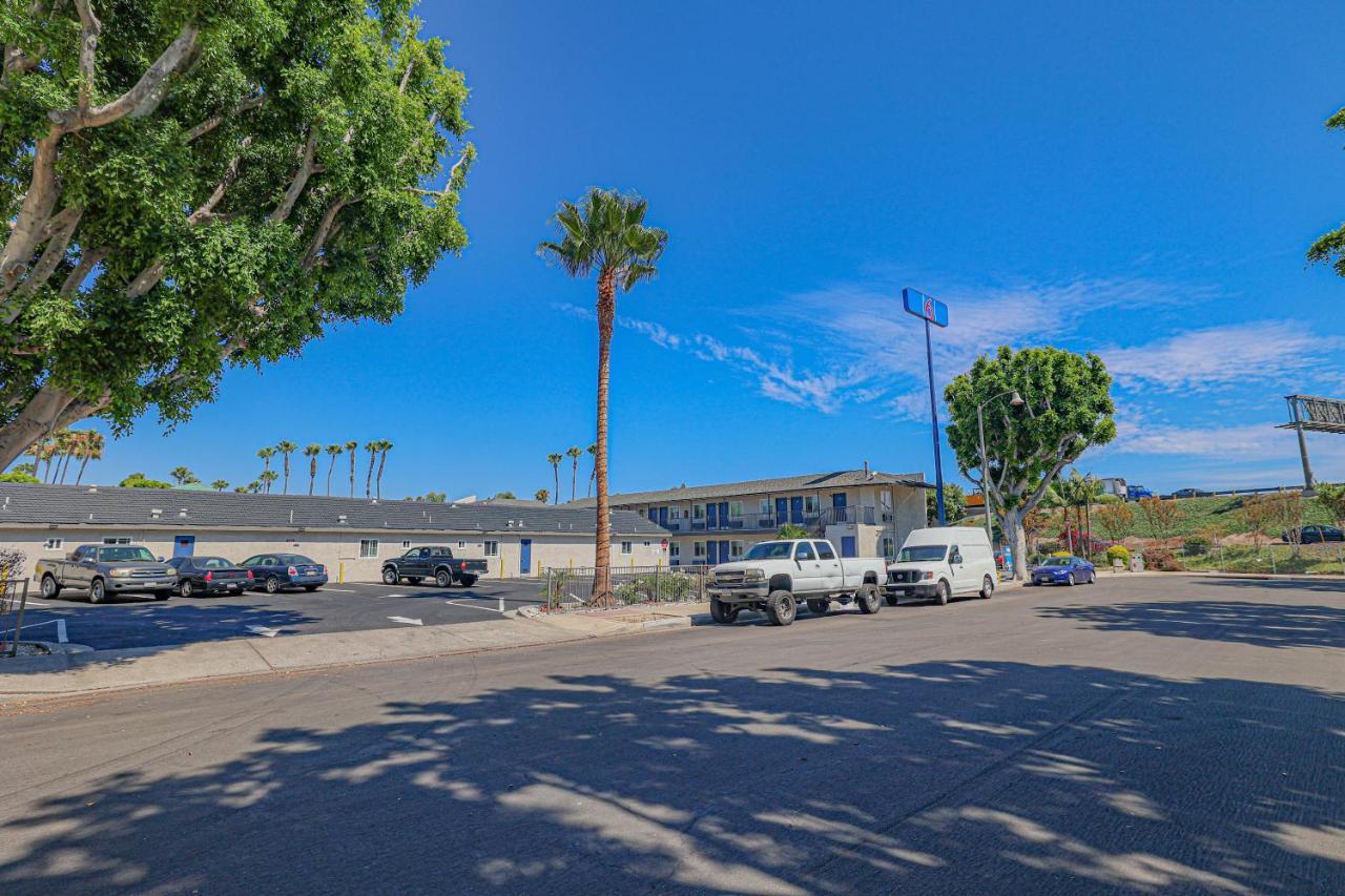 Motel 6, Tustin, Orange County-Ca Exterior photo